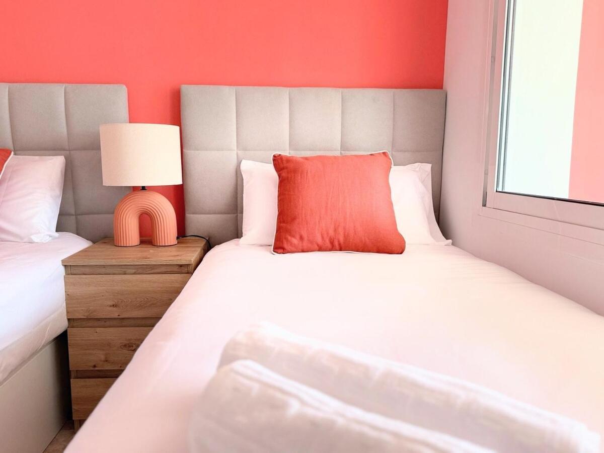 Appartement A Estrenar Con Vistas A La Playa De Levante Con Plaza De Garaje